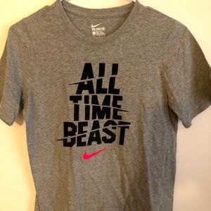* Gently Used * Boys Large Nike Tee